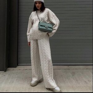 H&M Cream Cable Knit Wide Leg Pants Large NWT